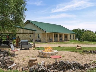 Primary bedroom at 7300 W Fm 436 - 3 bed 2 bath home
