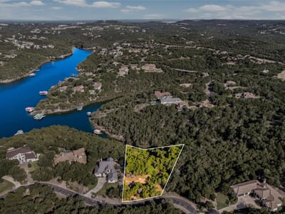 Property photo 2 at 7306 Admirals Park DR - Northshore/Lk Travis Ph 1, Jonestown, TX