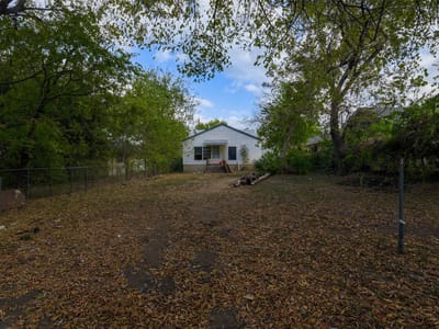 Living area at 7306 Bethune Ave - 3 bed 1 bath home