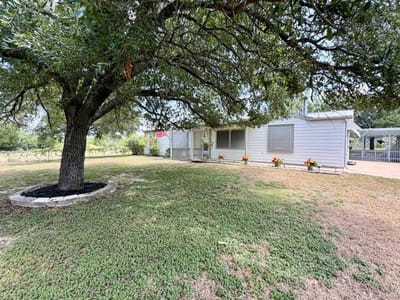 Living area at 7306 Fm 971 - 3 bed 2 bath home