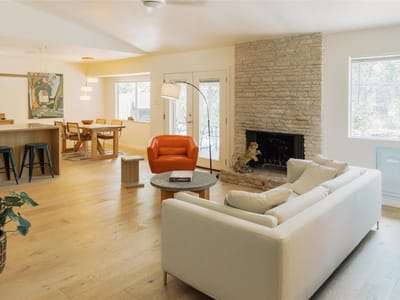 Living area at 7308 Eganhill DR - 3 bed 2 bath home