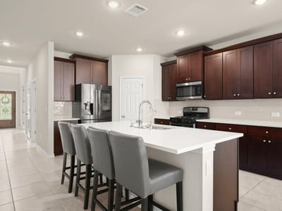 Living area at 7309 Sligo DR - 5 bed 3 bath home