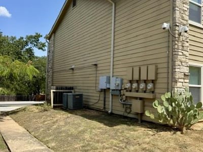 Property photo 4 at 7311 Oak Meadow DR - Scenic Brook West Sec 02 Ph 02, Austin, TX