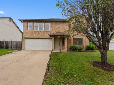 Living area at 7327 Pusch Ridge LOOP - 3 bed 2 bath home