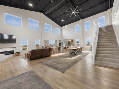 Living area at 735 County Road 304 - 4 bed 3 bath home