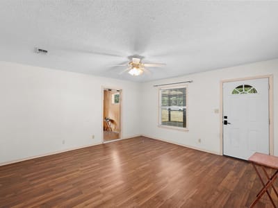 Property photo 3 at 740 E Roitsch LN - 4 bed 1 bath home
