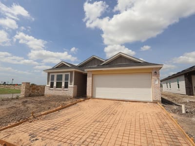 Property photo 2 at 7400 Pullman CV - 4 bed 2 bath home