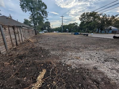 Property photo 2 at 7403A Guadalupe ST - Silverton Heights Sec 02, Austin, TX