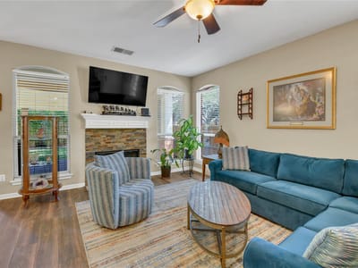 Property photo 4 at 741 Bent Wood PL - 3 bed 2 bath home