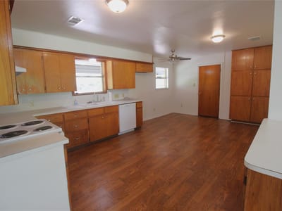 Primary bedroom at 741 W Bell ST - 3 bed 2 bath home