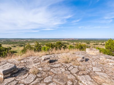 Photo 2 of 40 at 743 Welgehausen Rd - Fredericksburg, Fredericksburg, TX