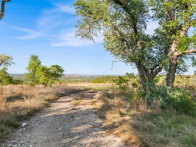 Photo 4 of 40 at 743 Welgehausen Rd - Fredericksburg, Fredericksburg, TX