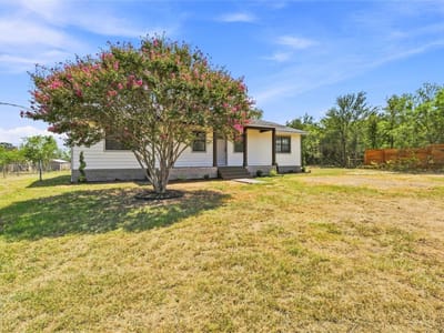 Property photo 2 at 747 Chamberlin RD - 3 bed 2 bath home