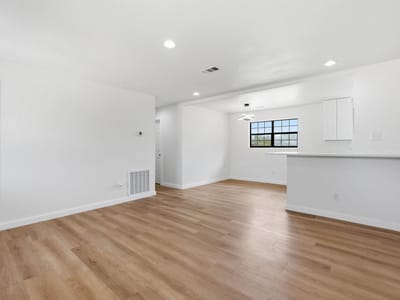 Property photo 4 at 747 Chamberlin RD - 3 bed 2 bath home