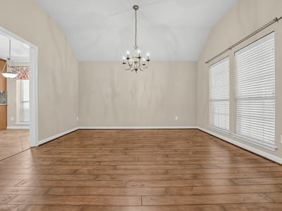 Photo 4 of 35 at 747 Westbury LN - 4 bed 2 bath home