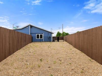 Property photo 5 at 750 S Mays ST - Bradshaw Add, Round Rock, TX