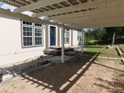 Property photo 4 at 7500 Muleshoe Bend Trl - 3 bed 2 bath home