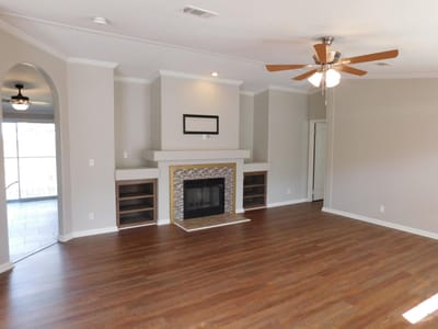 Property photo 5 at 7500 Muleshoe Bend Trl - 3 bed 2 bath home