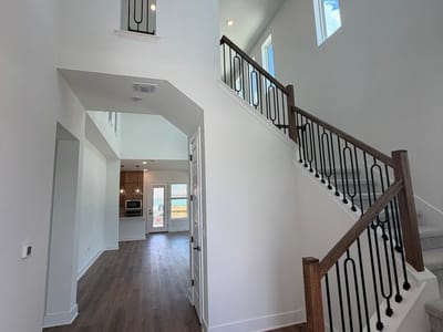 Living area at 7501 Boyd Haven DR - 3 bed 2 bath home