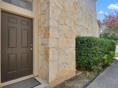 Property photo 2 at 7501 Shadowridge Run Unit #105 - 2 bed 2 bath home