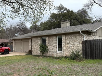 Living area at 7501 West Gate BLVD - 3 bed 2 bath home