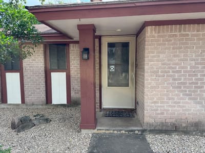 Property photo 3 at 7505 Hill Meadow CIR - 4 bed 2 bath home