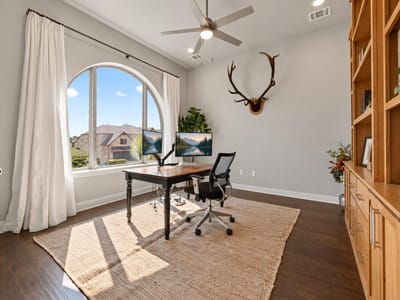Property photo 4 at 7508 Colibri DR - 5 bed 4 bath home