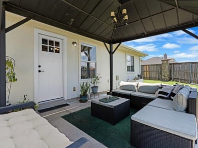 Living area at 752 Atlantis - 3 bed 2 bath home