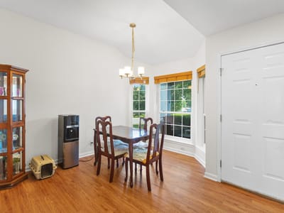 Primary bedroom at 752 Faircrest DR - 3 bed 2 bath home