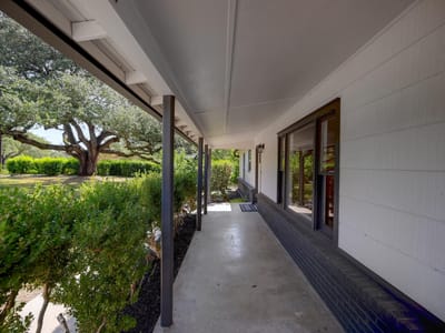 Property photo 4 at 7611 Oak Hedge PL - 3 bed 2 bath home