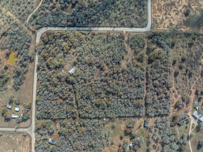 Primary bedroom at 766 Bugtussle Ln - Paso Fino Meadows, Luling, TX