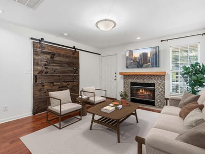Living area at 7685 Northcross DR Unit #1121 - 2 bed 2 bath home