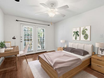 Primary bedroom at 7685 Northcross DR Unit #1121 - 2 bed 2 bath home