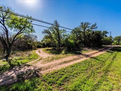 Living area at 7688 Hwy 261 Hwy - Fisher & Miller, Buchanan Dam, TX