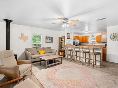 Primary bedroom at 770 N River RD - 2 bed 1 bath home