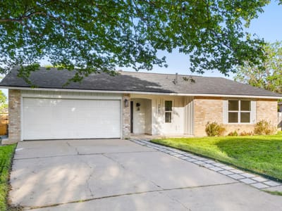 Property photo 4 at 7707 Whitsun DR - 4 bed 2 bath home