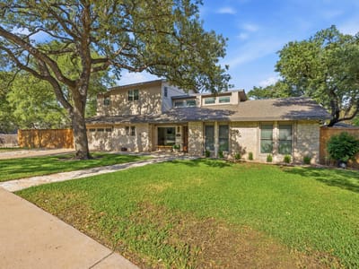 Property photo 2 at 7807 Chimney CORS - 4 bed 4 bath home
