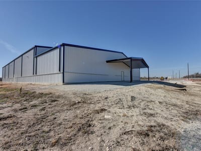 Bathroom at 787 County Road 307 Rd - Jarrell, TX