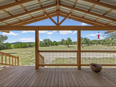 Property photo 3 at 7870 Ranch Road 165 - 3 bed 2 bath home