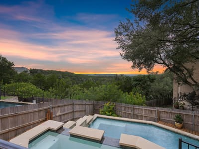 Property photo 2 at 7909 Castle Peake TRL - 4 bed 3 bath home