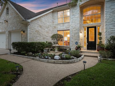 Property photo 4 at 7909 Castle Peake TRL - 4 bed 3 bath home