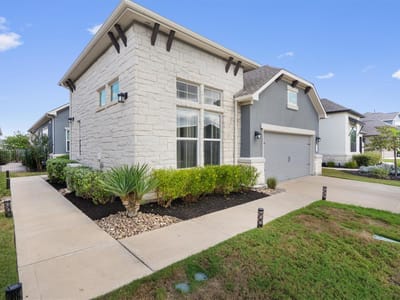 Photo 3 of 40 at 793 Faith DR - 4 bed 3 bath home