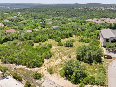 Property photo 5 at 8 Lakeway Centre CT - Lakeway Centre, Lakeway, TX