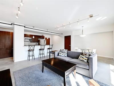 Property photo 4 at 800 Brazos ST Unit #705 - 1 bed 1 bath home