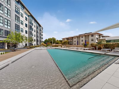 Property photo 3 at 800 Embassy DR Unit #205 - 1 bed 1 bath home