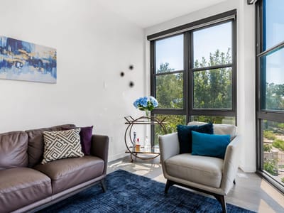 Primary bedroom at 800 Embassy Dr Unit #337 - 2 bed 2 bath home