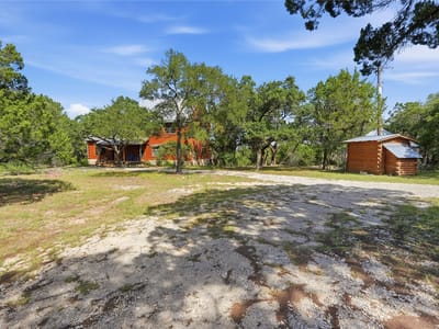 Property photo 5 at 800 Woodcreek Ranch RD - 3 bed 2 bath home