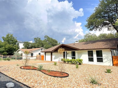 Property photo 2 at 8005 Northforest DR - 3 bed 2 bath home