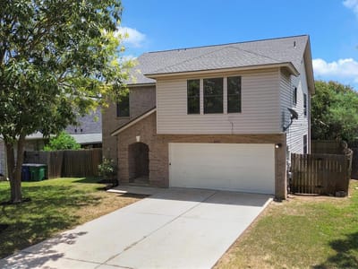 Property photo 3 at 8007 Bramble Bush DR - 4 bed 2 bath home