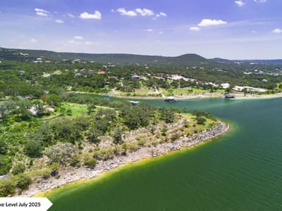 Property photo 3 at 8007 Sharon Rd - Lake Travis 06, Volente, TX